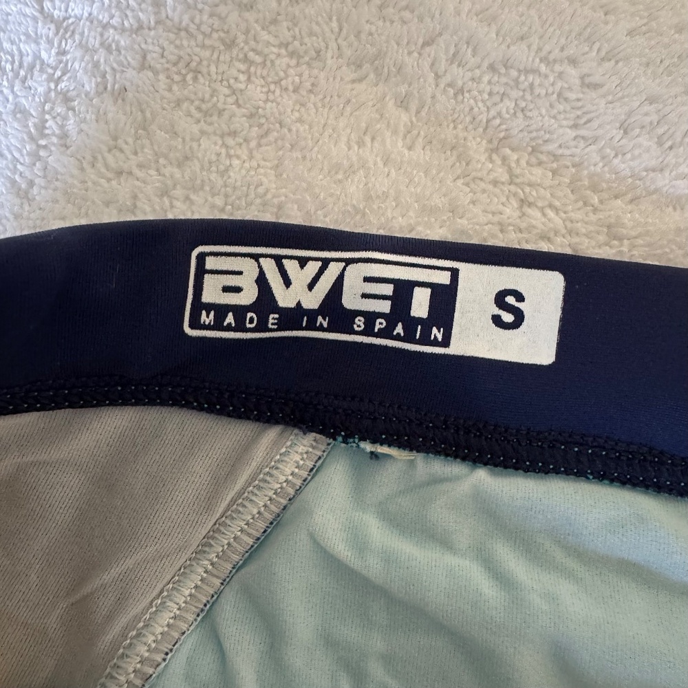 ☀️ Stylish Contrast! BWET Swim Trunk - Light Blue & Yellow - Small ☀️ - Picture 3 of 4